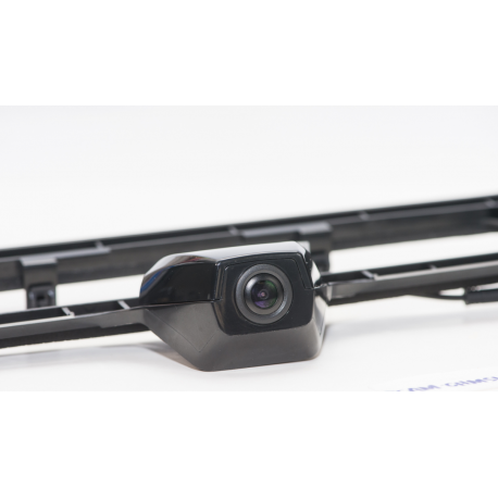 CENTER HIGH MOUNTED STOP LAMP CAMERA (CHMSL) 14